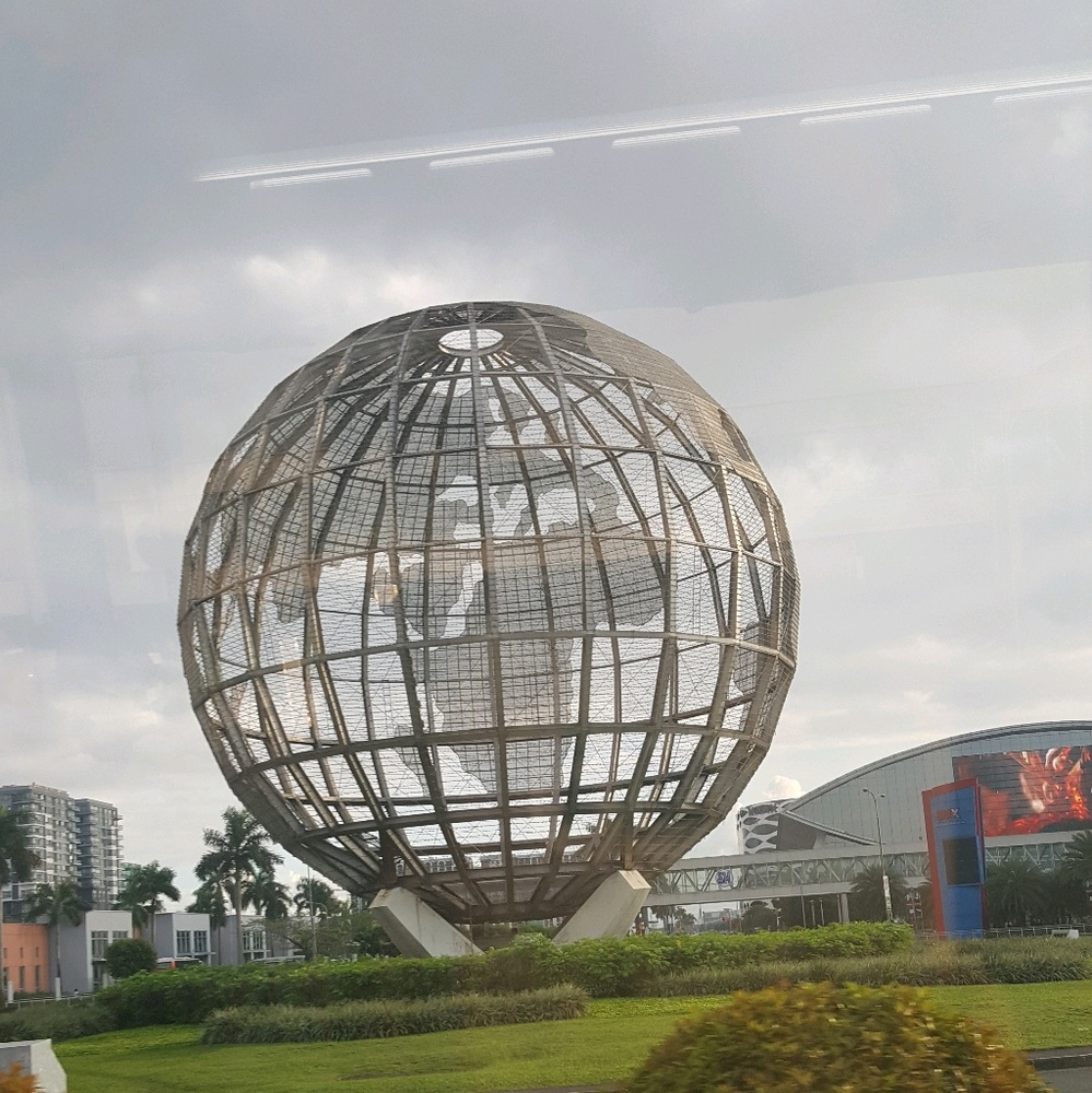 Meet your Posher, Myra